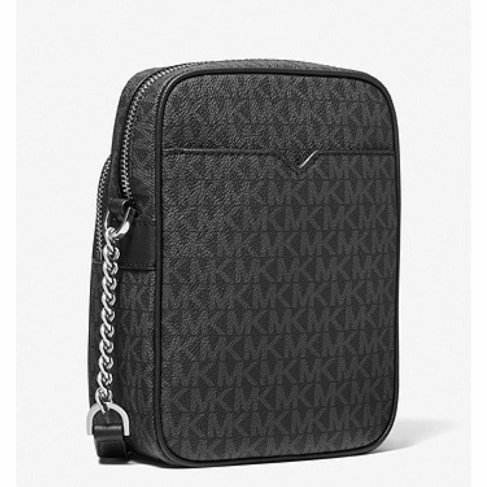 MICHAEL KORS
Jet Set Travel Medium Logo Crossbody Bag Black signature color - Picture 3 of 4